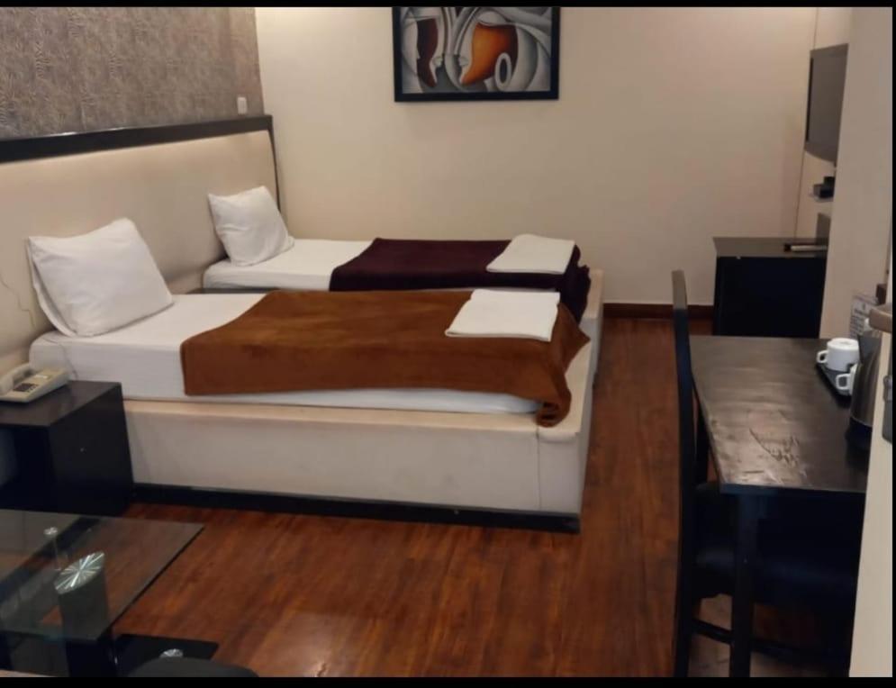 Kartikay Hotel Hisār Rom bilde